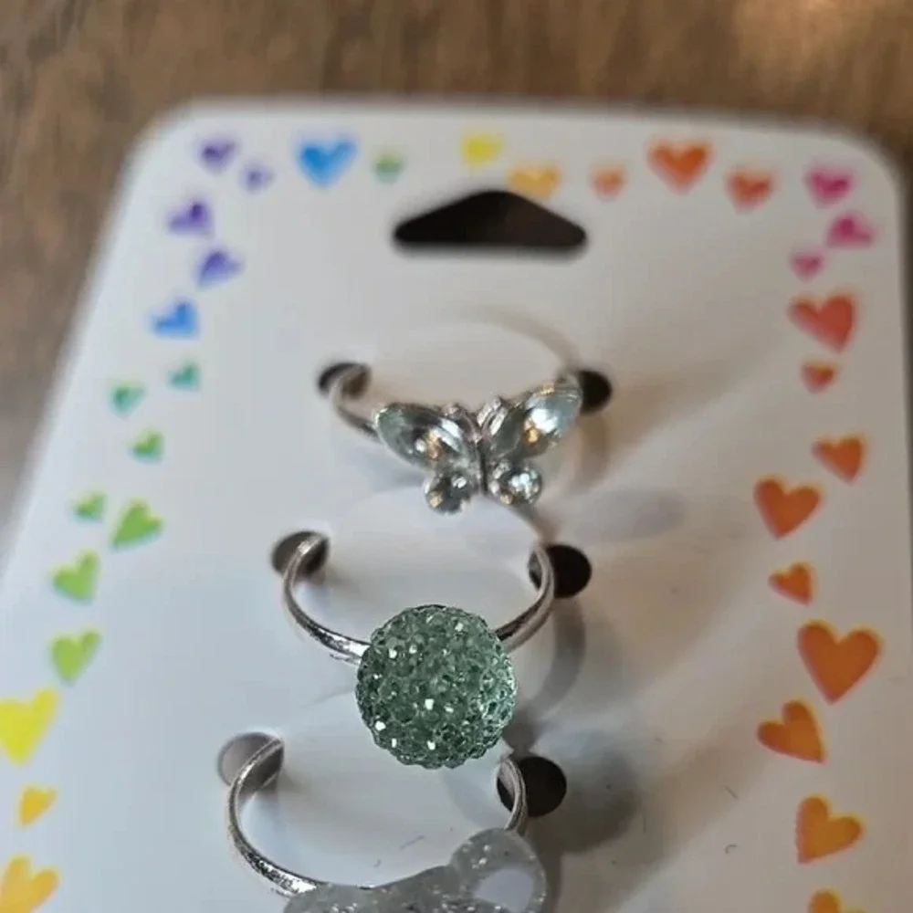 Claire's Jewelry Bundle, 7 Rings, 1 Bracelet, 9‎ Pairs of Earrings, NEW